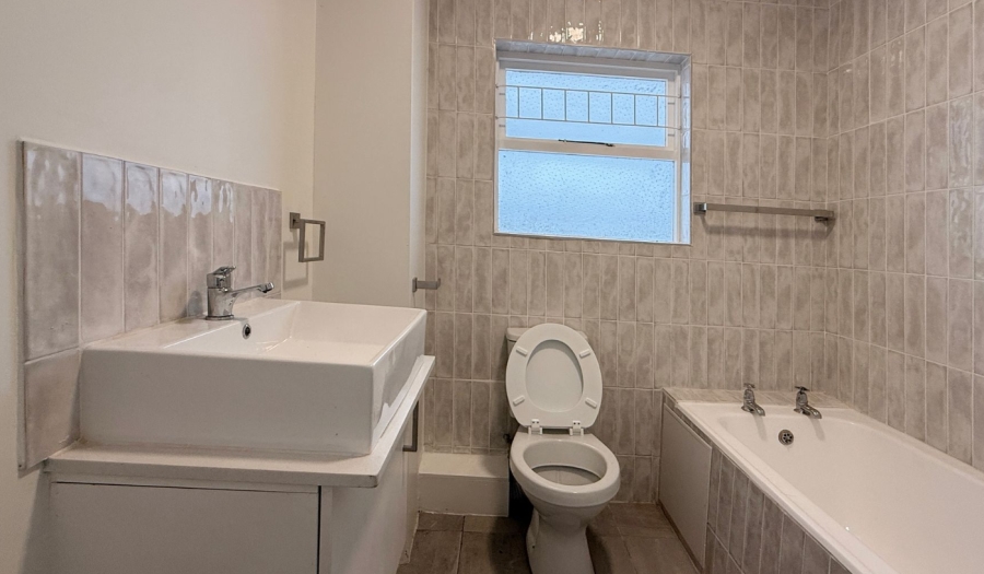 To Let 2 Bedroom Property for Rent in Sea Point Western Cape